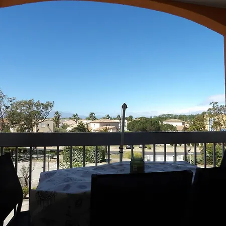 T2 Avec Balcon Apartment