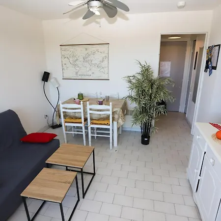 T2 Avec Balcon Apartment *